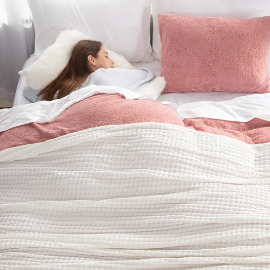 ❄️Cooling Bamboo Waffle Blanket - Soft Breathable Throw for Hot Sleepers